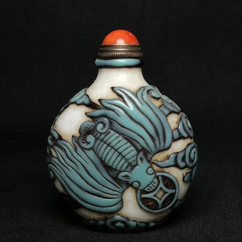 YIZHU CULTUER ART Size 3 Inch Chinese Old Beijing Glaze Carving Coin Bat Statue Snuff Bottle Collection