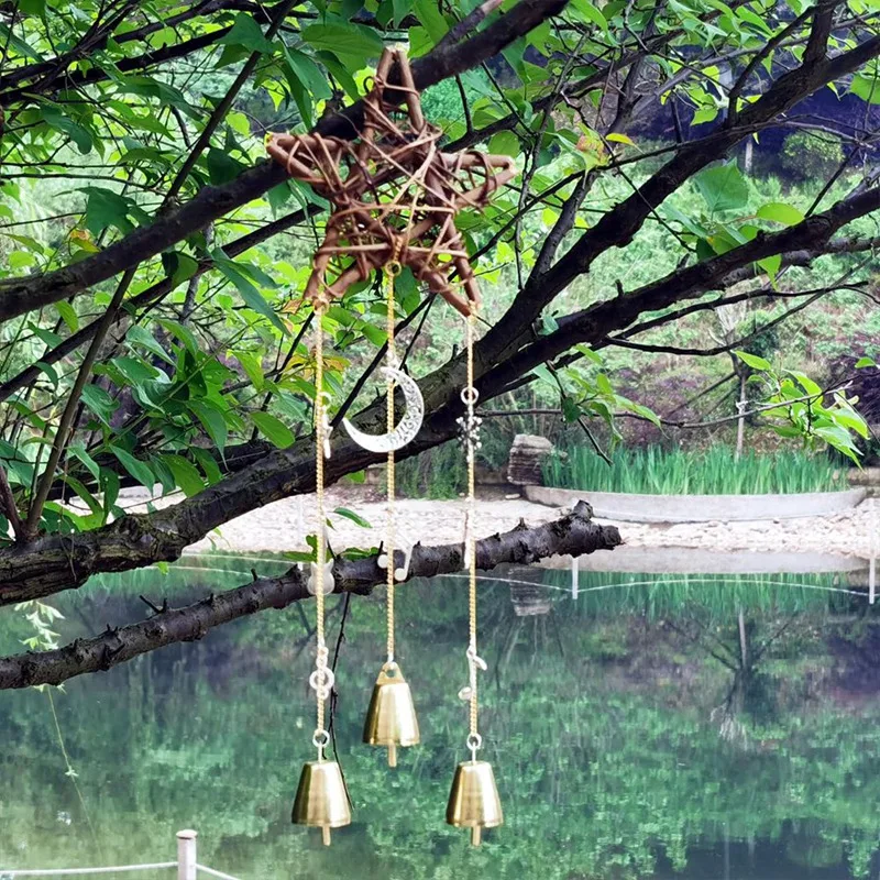 MAKE-campanas de bruja, colgadores de puerta de protección, campanas de viento de bruja, campanas de bruja colgantes, decoración de campanas de viento de ratán hechas a mano