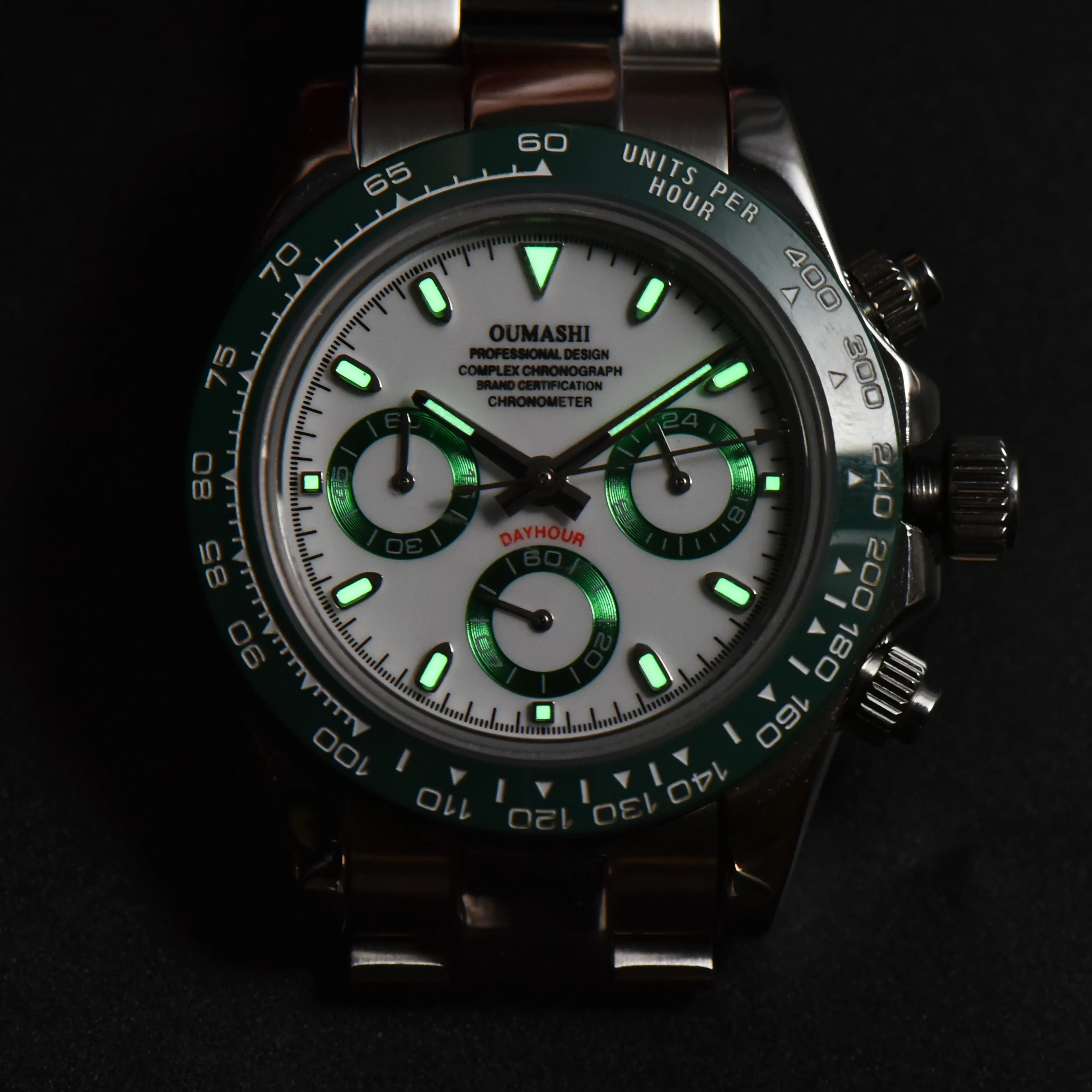 Luxury Sports Quartz Watch Sapphire Glass 316L stainless steel waterproof for men's custom watches with VK63 watch movement