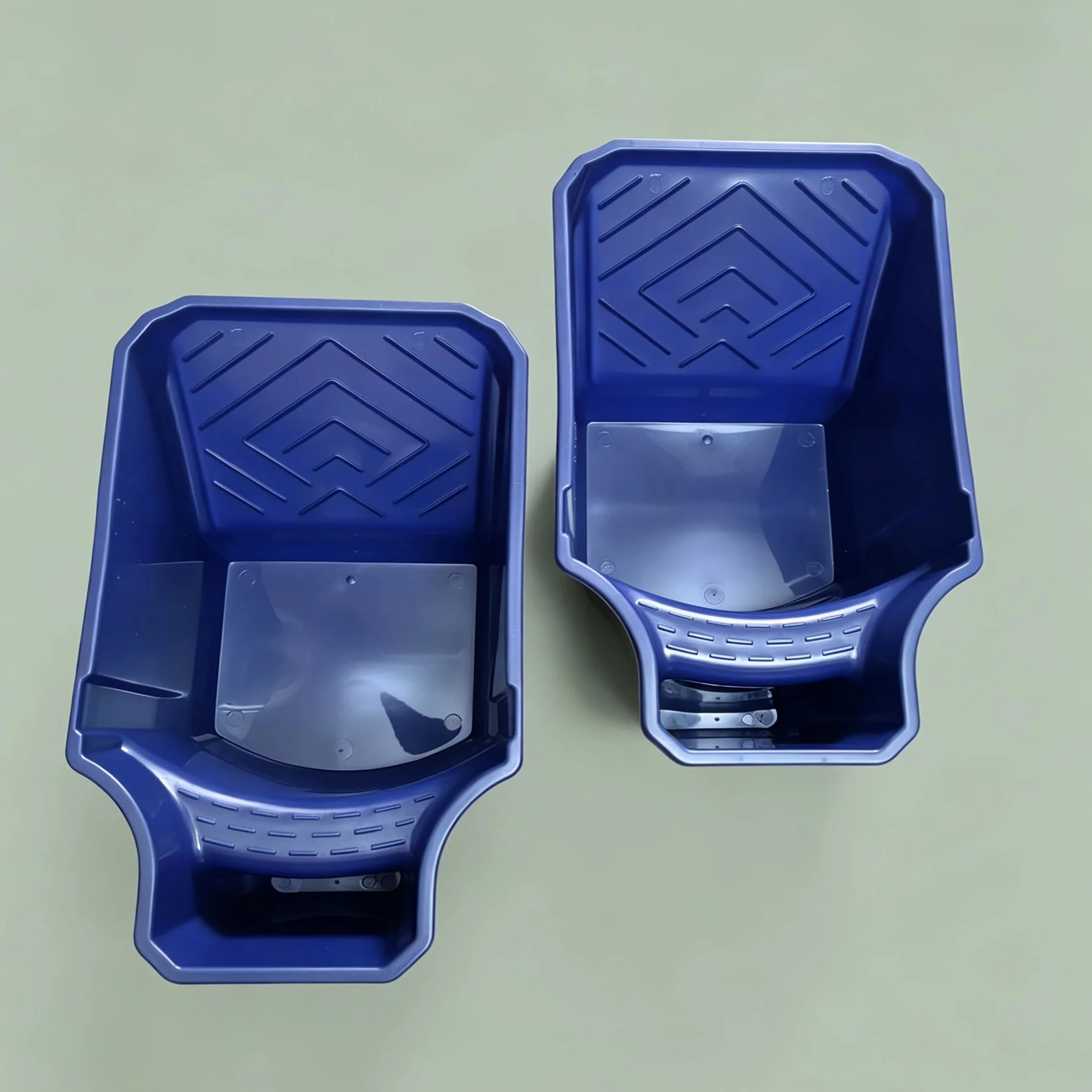 2Pcs Portable Paint Trays, Reusable Paint Pans, for DIY Painting & Home Renovation Tools