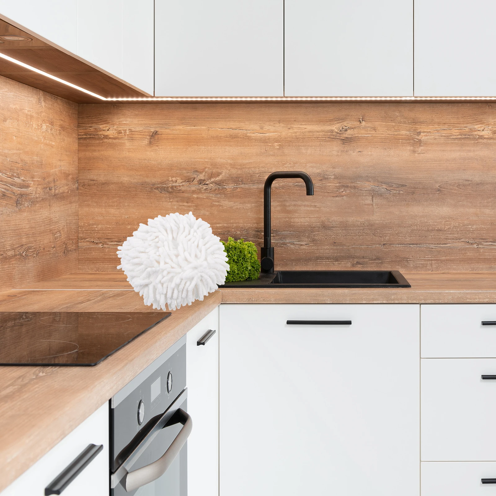 

1Pcs Hanging Hand Towel Ball Creative Spherical Quick-Drying Absorbent Small Kitchen Home Wiping Towel Home Supply