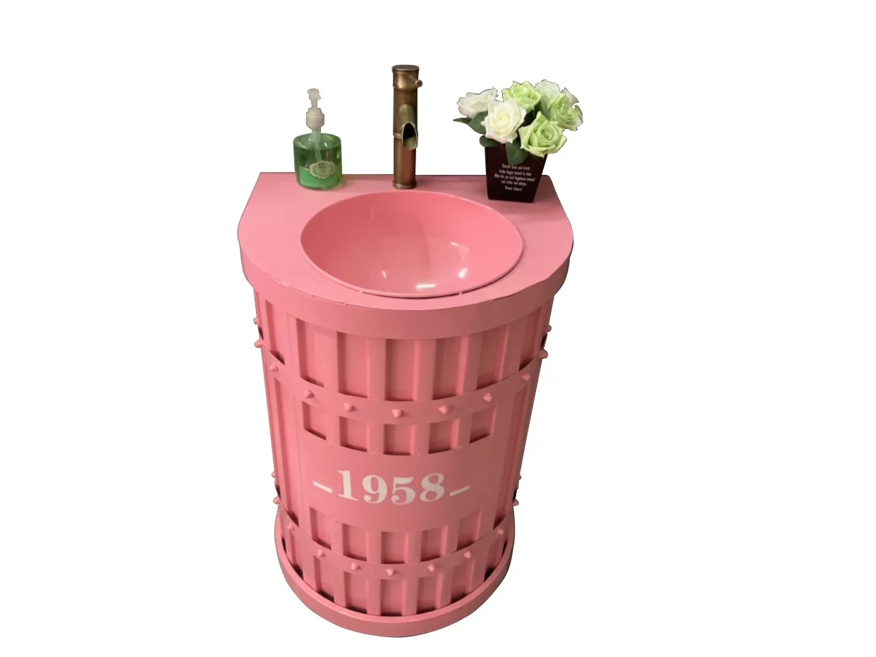 Customized iron art retro industrial style wash basin Creative homestay wash basin Bar integrated column style wash basin