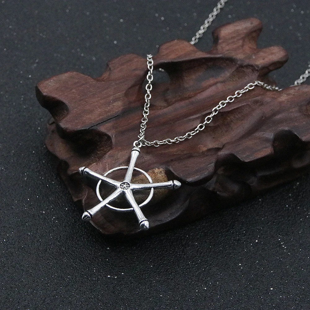 Anime Bleach Quincy Ishida Uryuu Necklace Cosplay Alloy Choker Chain Ginrei Gojiaku Amulet Pendant Necklace Jewelry Accessories image 5