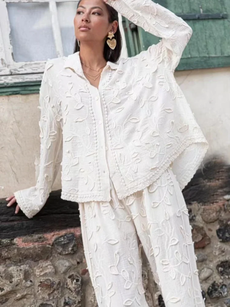 2025 kobiet elegancka bawełniana pościel z długim rękawem topy z klapami kobiece eleganckie luźne Streetwear biała jednorzędowa żakardowa bluzka na co dzień