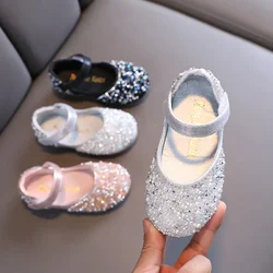 Scarpe da ragazza in pelle con strass autunno 2022 scarpe da principessa con fiocco di perle primaverili morbide per bambini scarpe singole per bambini G06