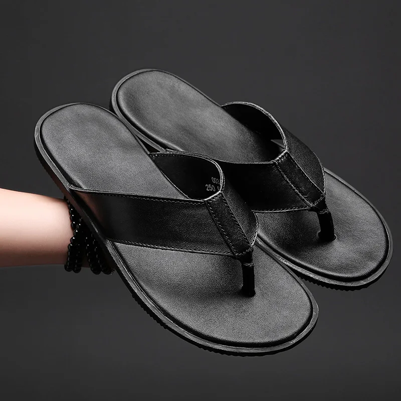 New Sandals Shoes Men Summer Men Flip Flops High Quality Beach Sandals Anti-slip Hombre Casual Shoes Man Slippers