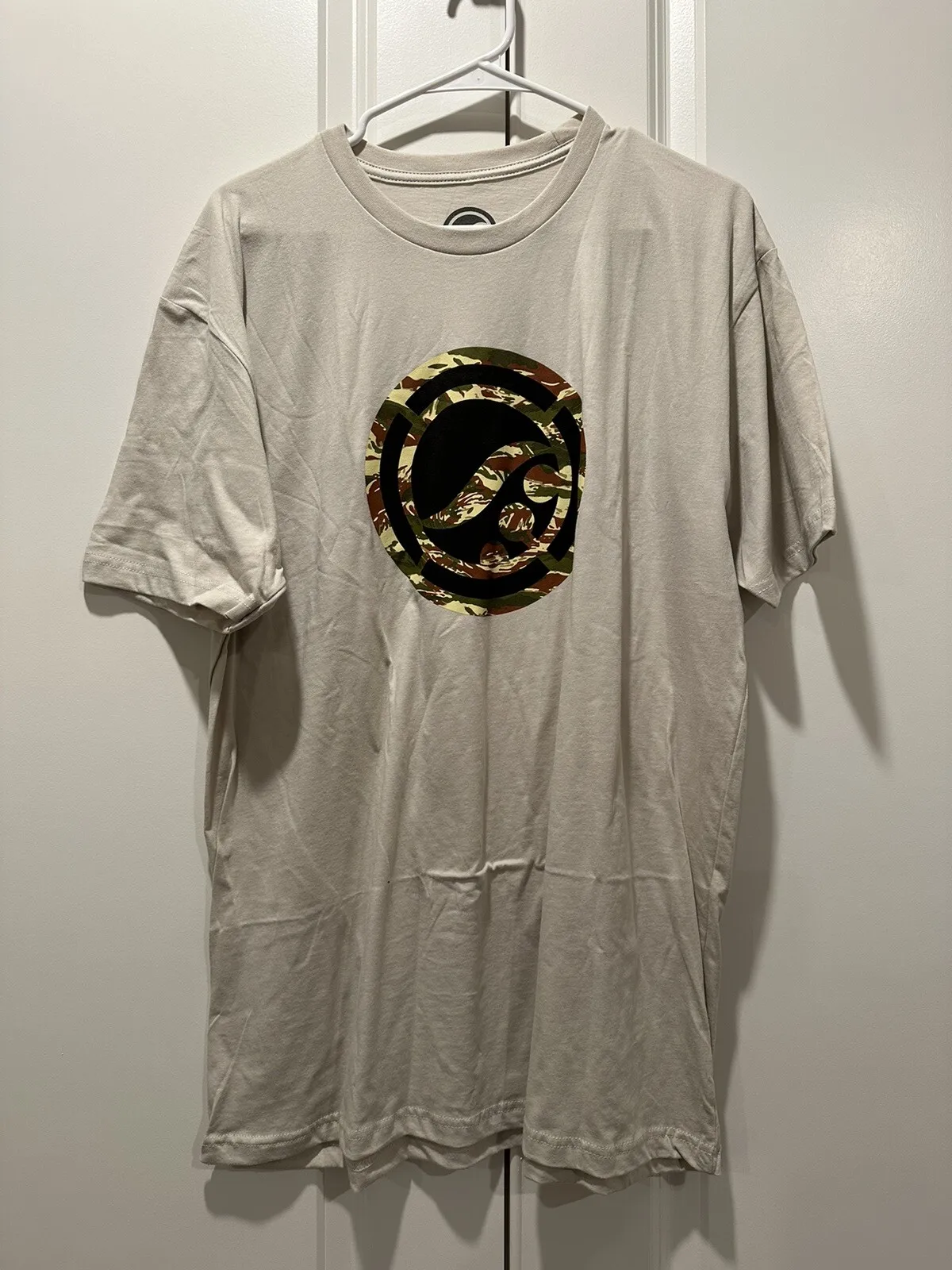 Camiseta Shoyoroll con Logotipo OG Camuflado - Color Bronceado