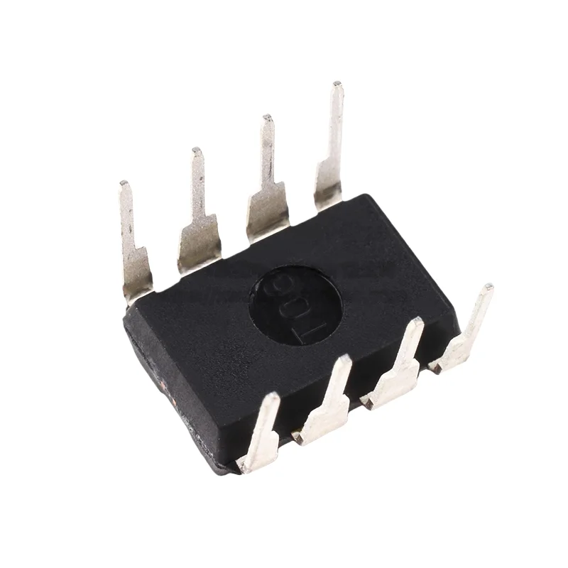 Direct-insertion TLC5615CP 10-bit digital-to-analog converter (D/A) DA conversion chip DIP-8 brand new