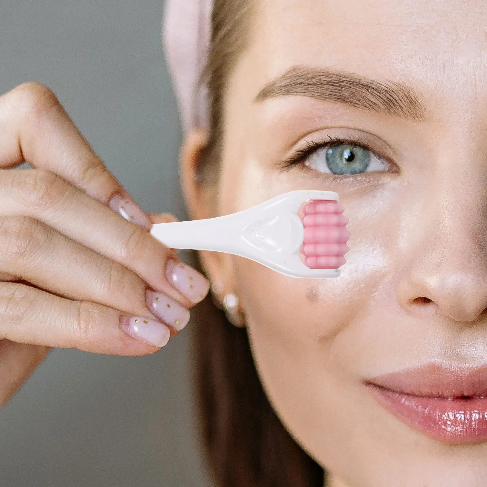 2Pcs Pink Rose Eye Roller Silicone Facial Massager Reusable Mini Beauty Tool Cream Absorption Pain Relief Travel