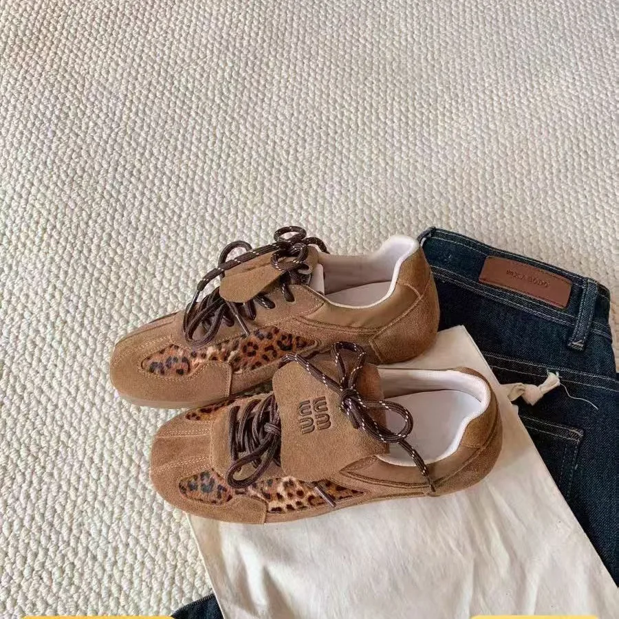 Multi-Color Retro Casual Sneakers For Women Suede And Leather Upper Lace Up Design With Double Laces Round Toe Comfortable Flat