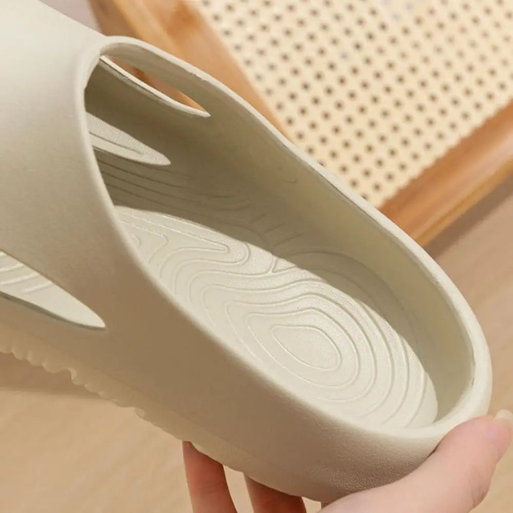Anti-Slip EVA Bread Slippers Comfortable Odor-Resistant House Shoes Lightweight Soft Summer Home Slippers Men and Women