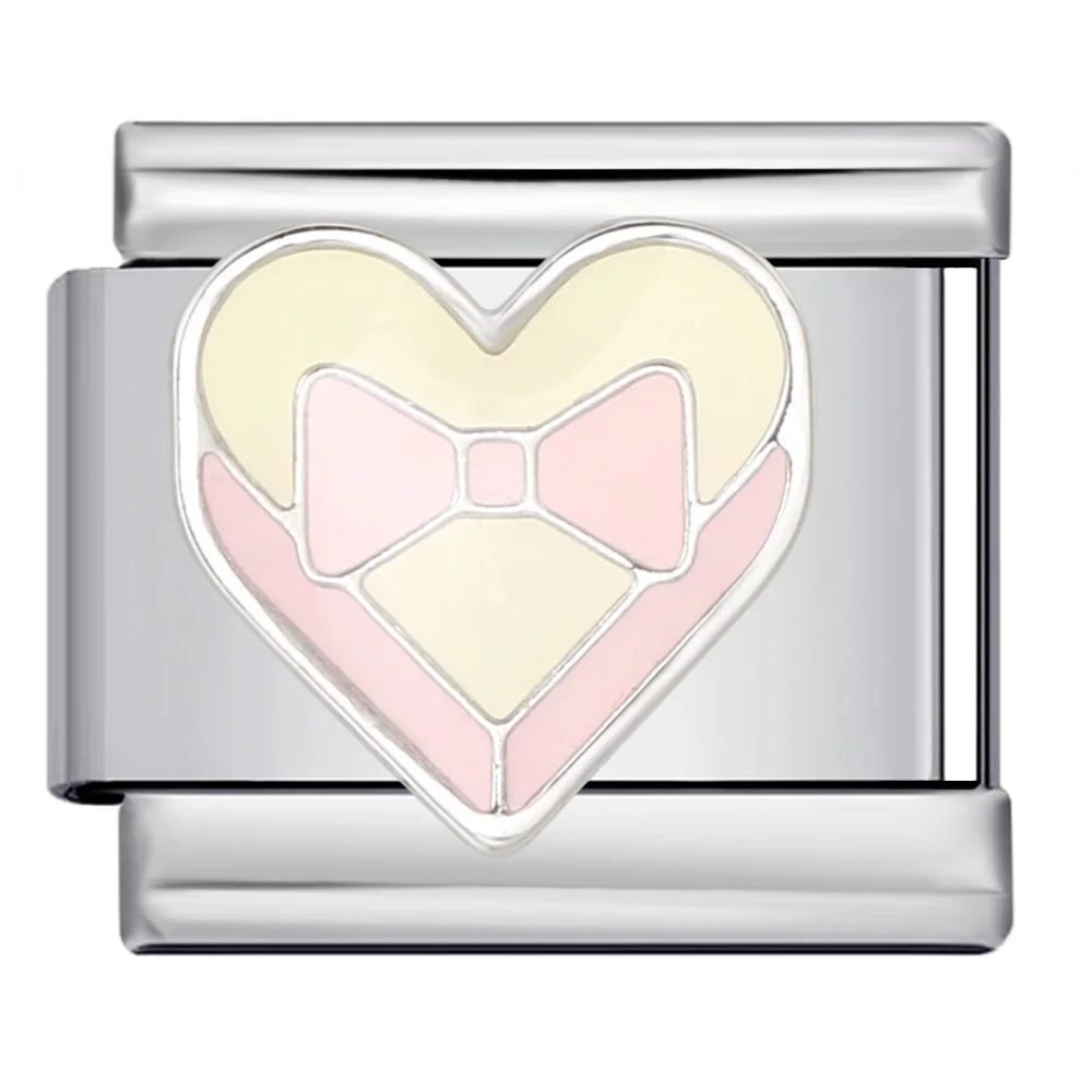 Zarte und farbenfrohe Erdbeer-Käsekuchen-Perlen im italienischen Charm-Stil, passend für 9-mm-Edelstahlarmbänder, zum Selbermachen, ideal als Geschenk. – Detail 5