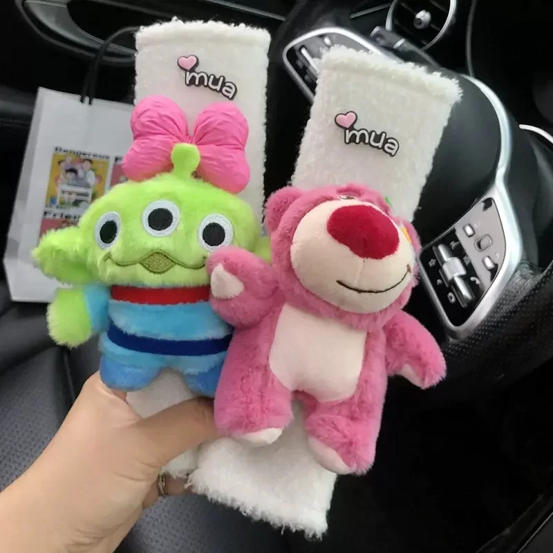 Disney Lotso Alien Sullivan Plushie lalka nakładka na pas bezpieczeństwa w samochodzie Anime Cartoon pluszowe akcesoria do wnętrz samochodowych