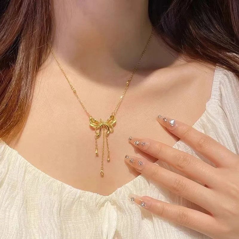 Real 18K Gold Bow Pendant for Woman Luxury AU750 Pendant Necklace Fine Jewelry High-quality Banquet Gift