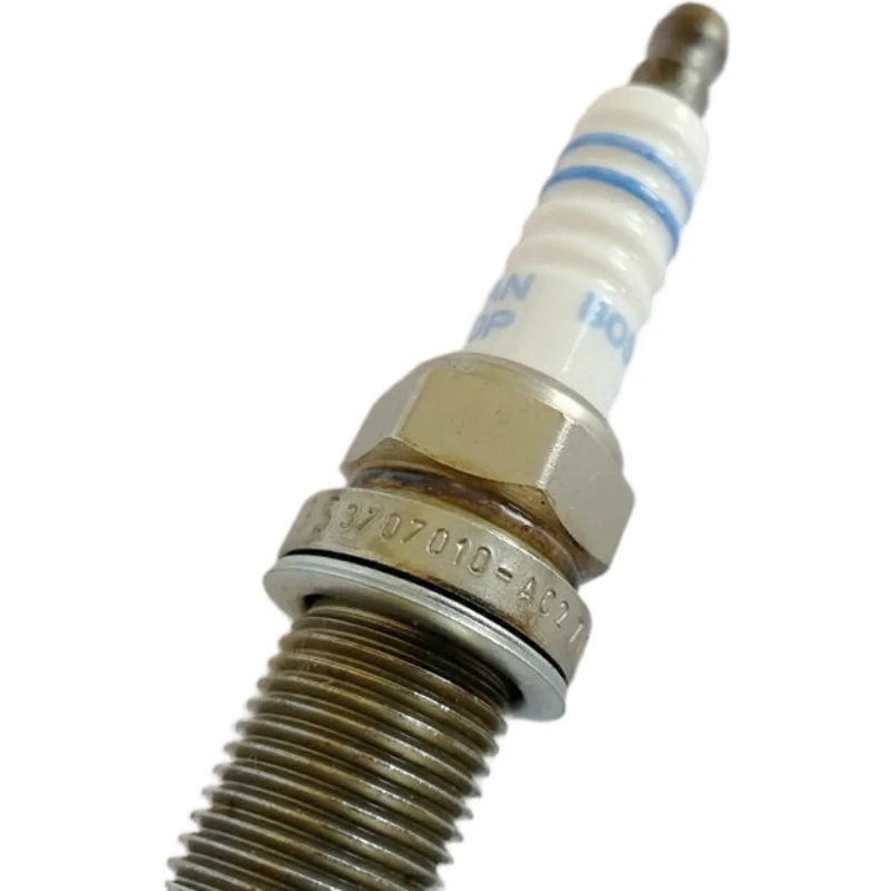 original For Changan CS75 RAETON 1.8T 2.0 spark plug assembly original parts 3707010-A02 high quality