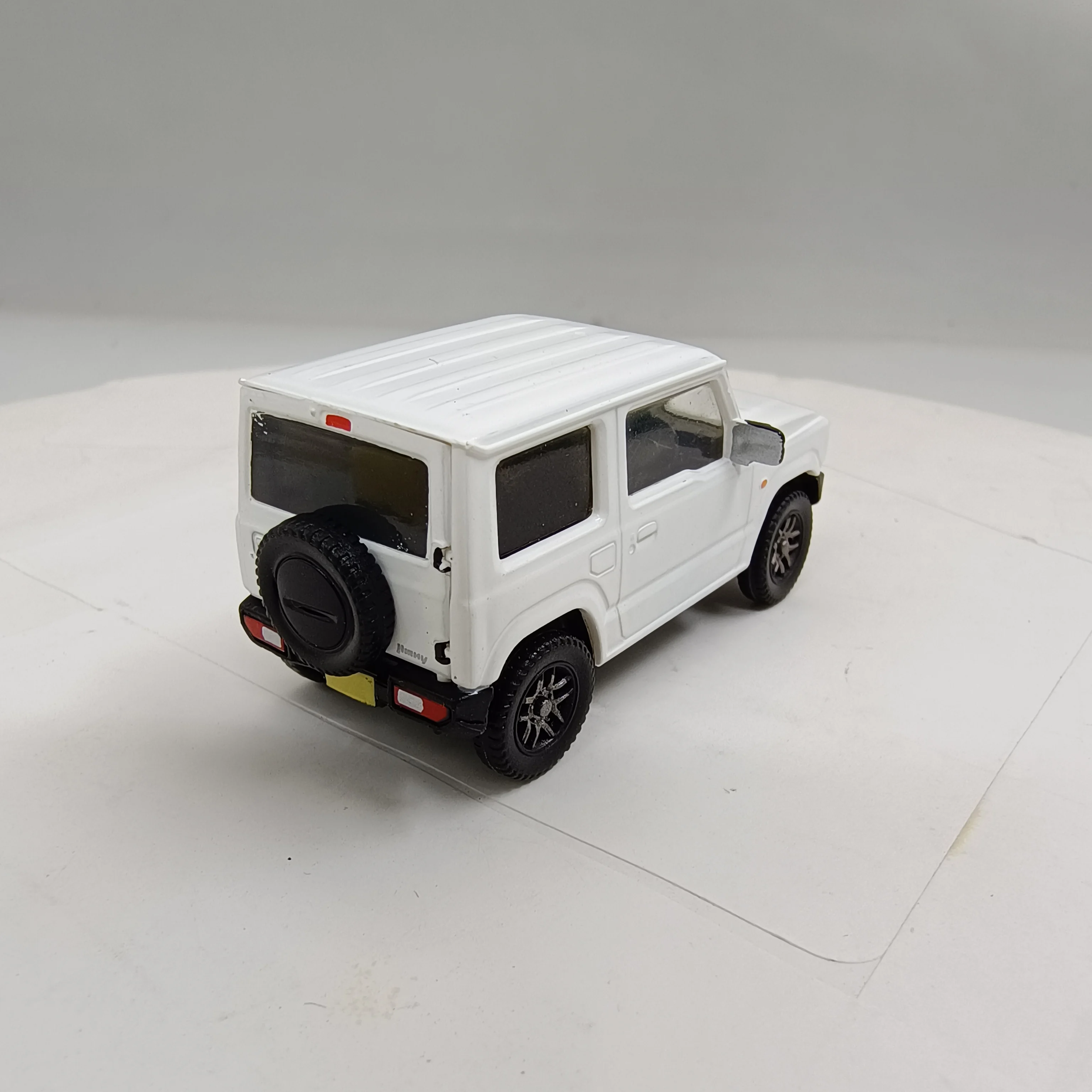 Bulk 1:64 Scale Suzuki Jimny Plastic Mini Car Model Static Collection Decorated Holiday Gifts Toys-No color box