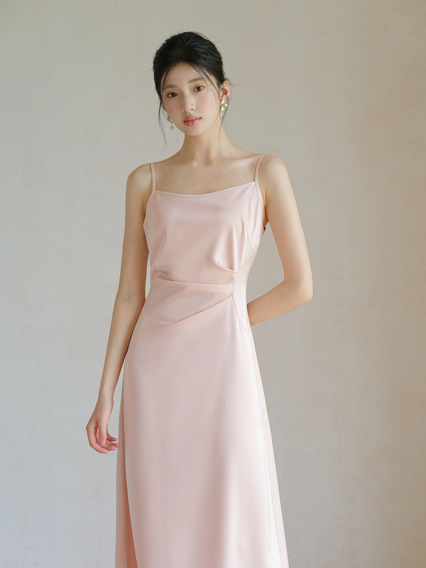 

New Chinese Sle Satin Long Dr Women's Summer 2025 Pink Waist Cinched Pleated Sling Dr High Waist A-Line Skirt