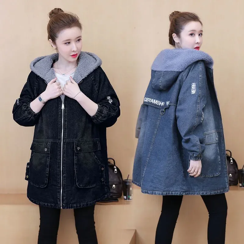 2026 Winter New Women Lamb Wool Thick Denim Jacket 3XL Loose Hooded Windbreaker Coat Casual Zipper Jeans Outerwear Warm Parkas