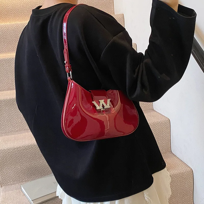 

2025 Korean Underarm Bag Women - Minimalist Square Shoulder Purse, Chic Crossbody Handbag with Premium Texture for Daily Use