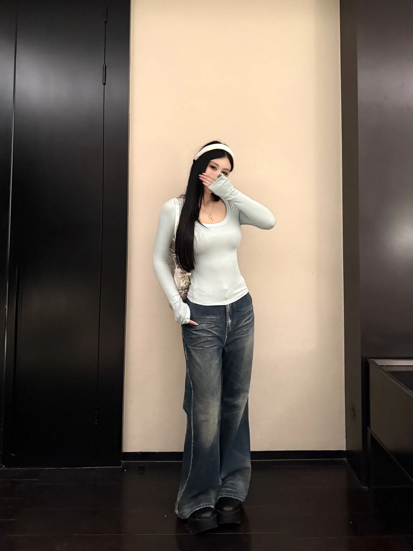 

Джинсы-клеш Slim Fit в винтажном стиле для полных женщин, весна 2026, с низкой посадкой, из хлопкового денима, прямого кроя, без стрейча