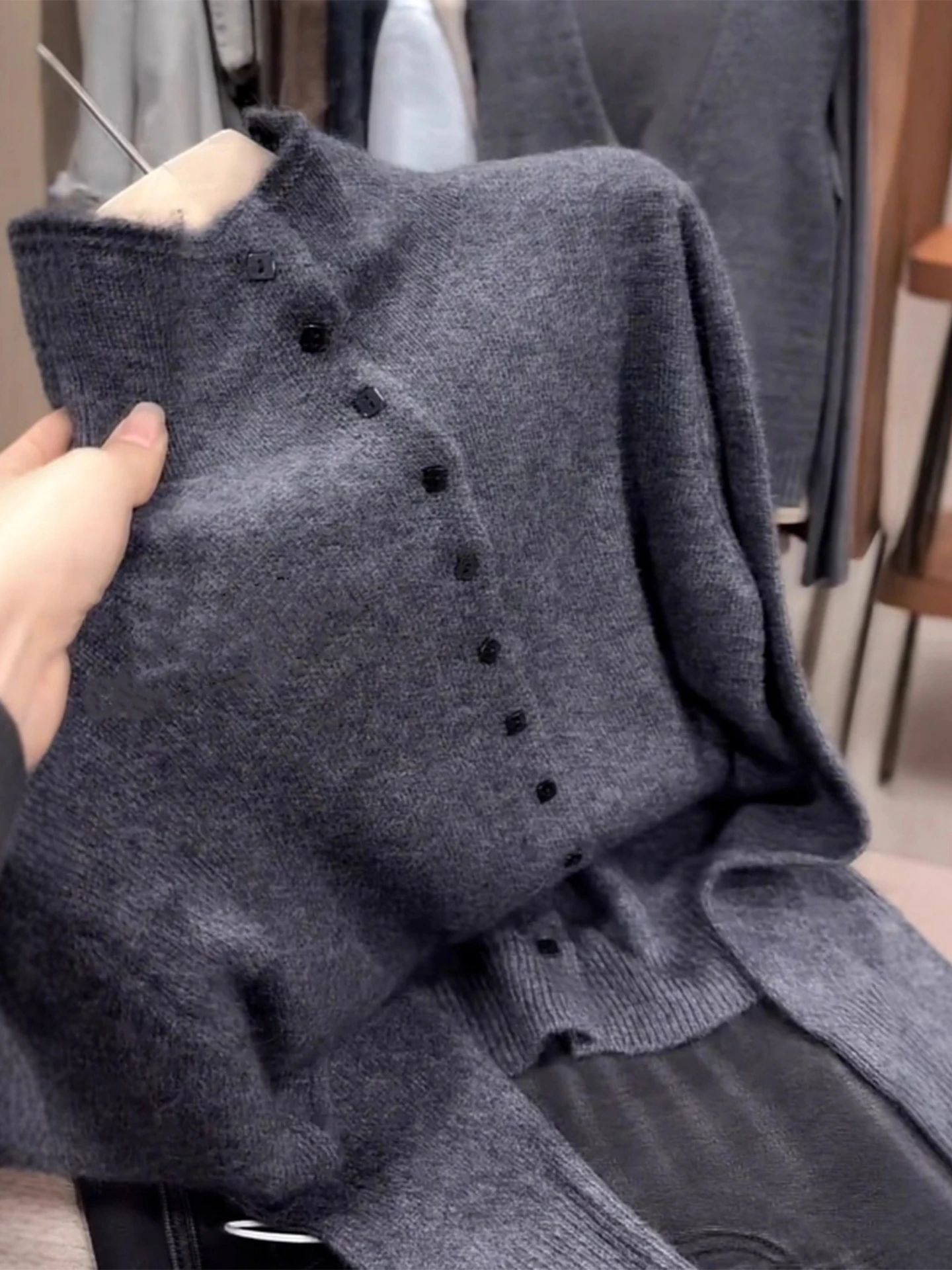 

Женский вязаный кардиган свободного кроя с эффектом похудения, топ-жилетка с воротником-стойкой, осенне-зимняя коллекция, премиум-класс