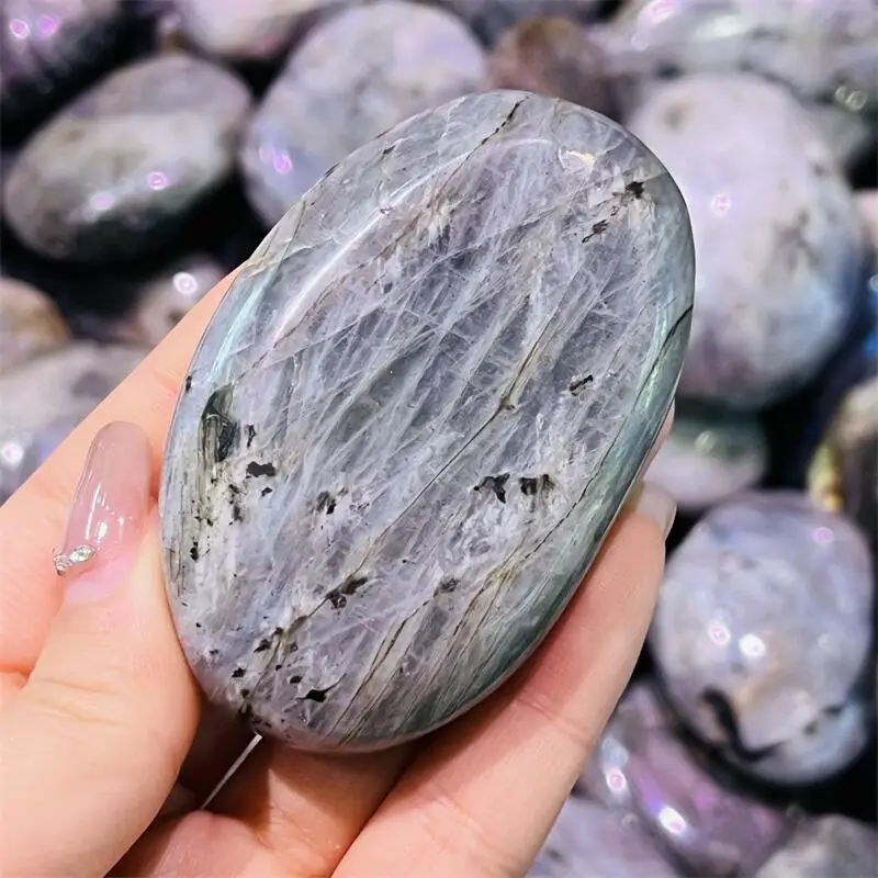 1kg Natural Purple Labradorite Palm Carving Crystals And Healing Fengshui Stones Hand Carved Holiday Gift 1PCS