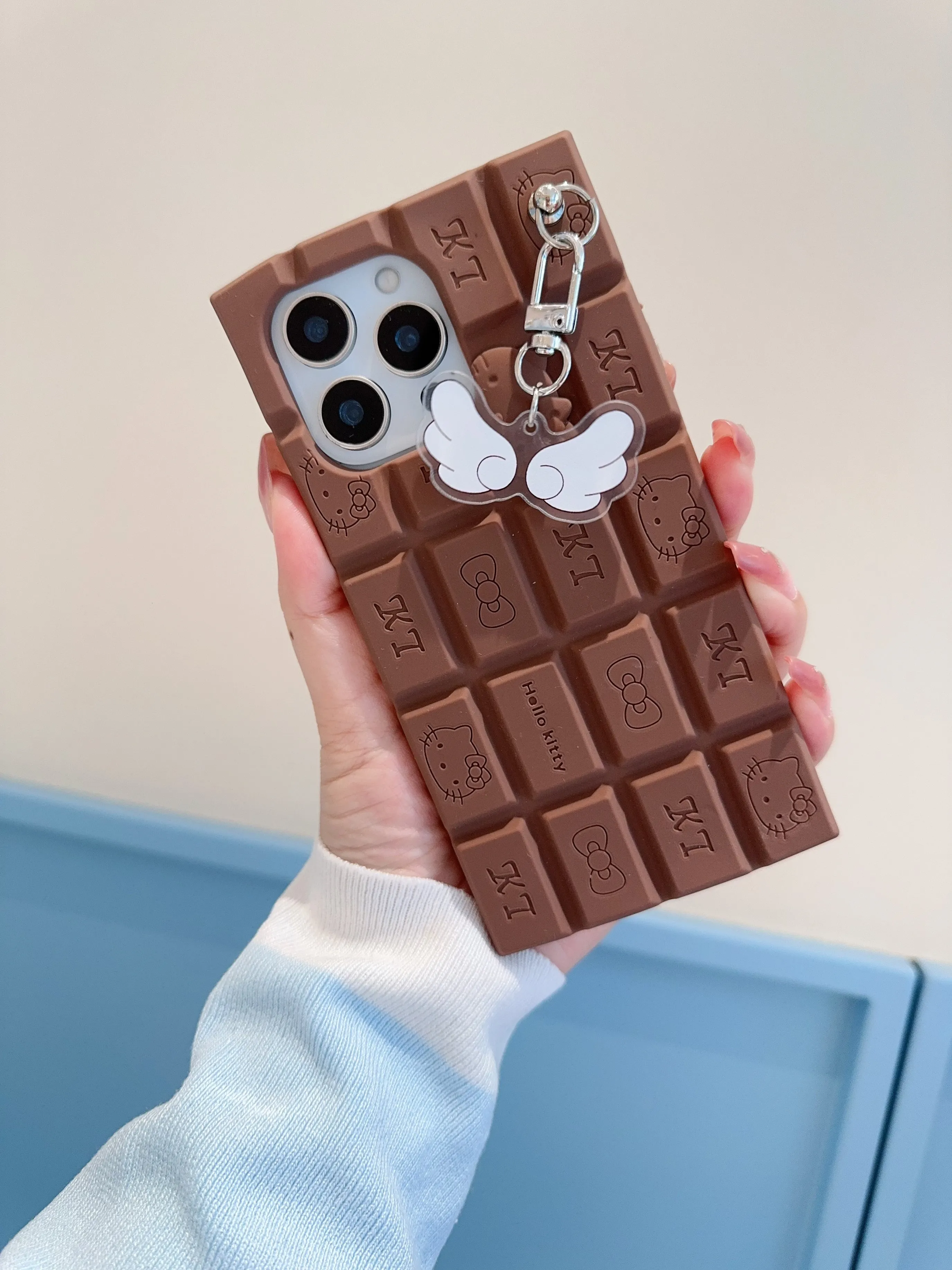 آيفون 16 15 14 13 12 11 برو ماكس 16 برو ماكس سو لطيف الجناح مفتاح سلسلة الكرتون Rilakkuma ثلاثية الأبعاد الشوكولاته غطاء