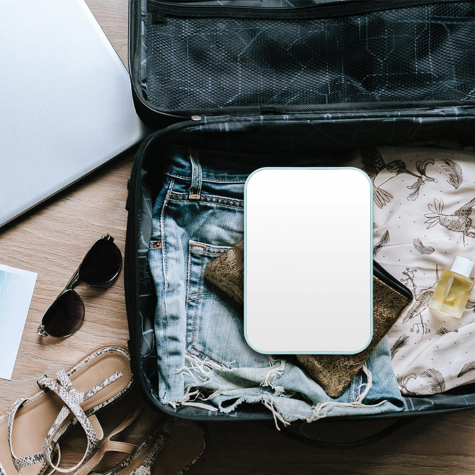 Portable Folding Makeup Mirror Lightweight Glass Plastic Materials Home Travel Professional Artists Makeup Mirror