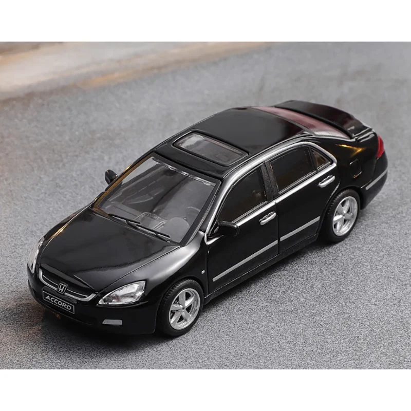 DCT Diecast 1/64 Scale Accord 7th Generation Alloy Car Model Collectible Decorative Ornament Toy