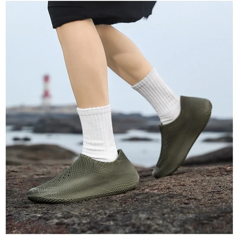 Men's Sandal Men's Shoes Outdoor Summer New Thick Soles Breathable Sea Shoes Barefoot Skin Non-slip Beach Wading River Shoes