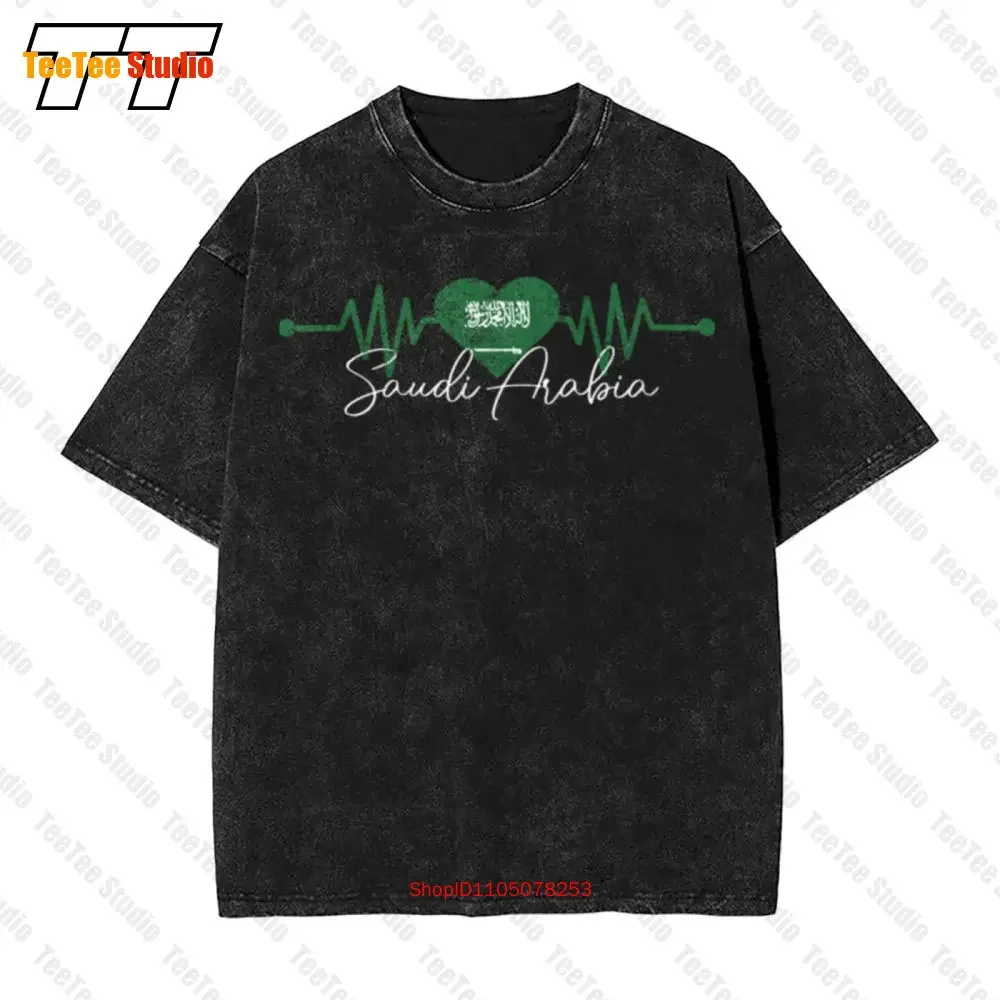Saudi Arabia Heart Ekg Pulse Ksa Vintage Oversized T-Shirt 7H8U