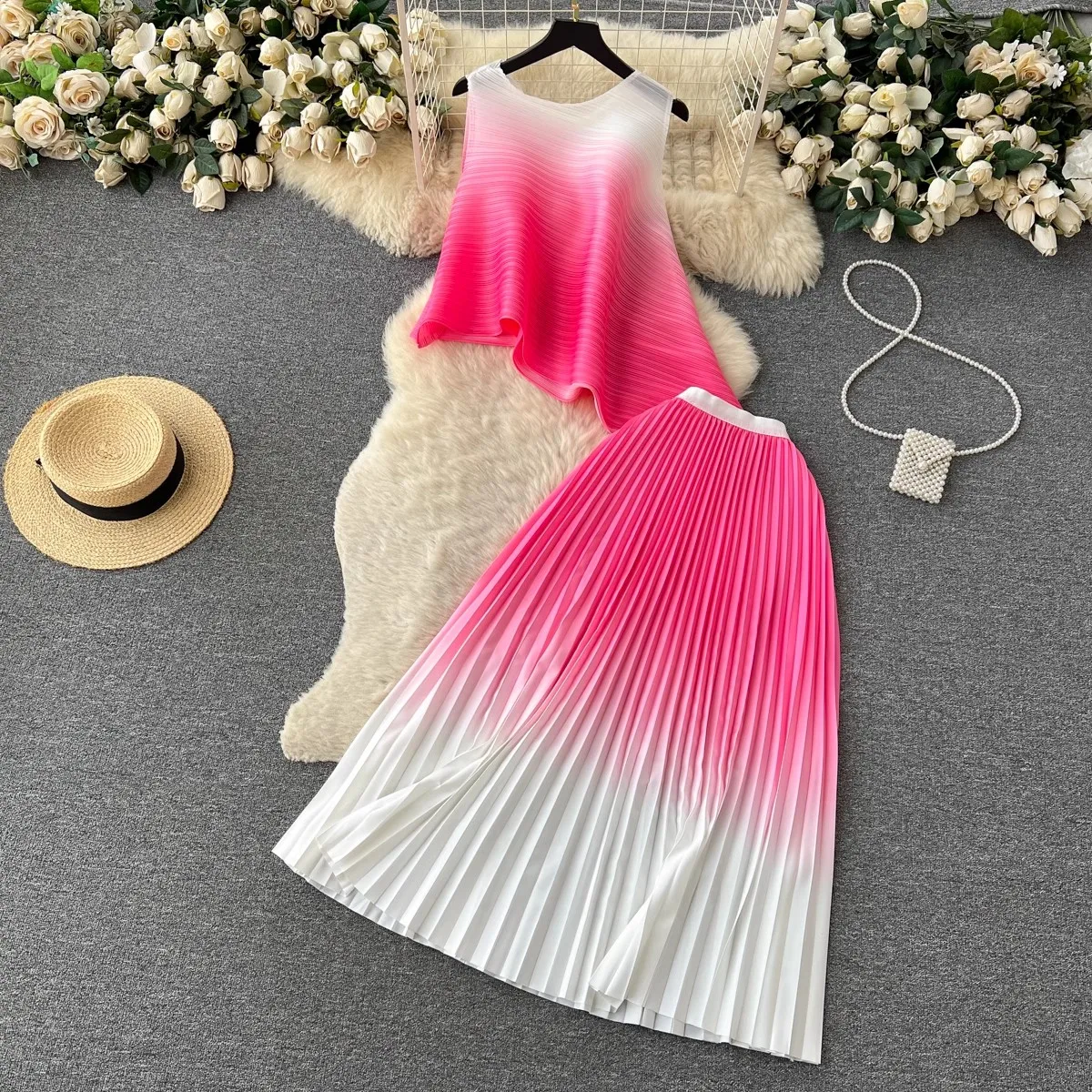 Fashion Summer Gradient Color Miyake Pleated 2 Piece Set For Women O Neck Sleeveless Vest Stretchy Loose Top + Long Skirt Suits