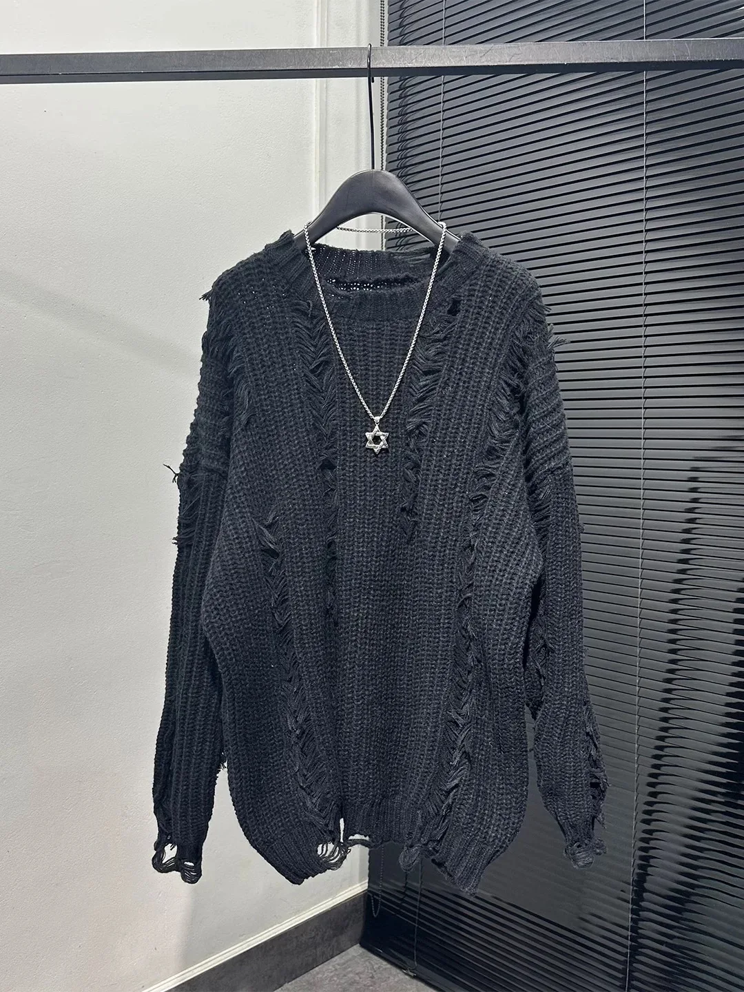 

Owen Seak Men Knitted Sweater Gothic Style High Street Men's Clothing Bottoming Shirt Oversize Spring Black Baggy Pullover