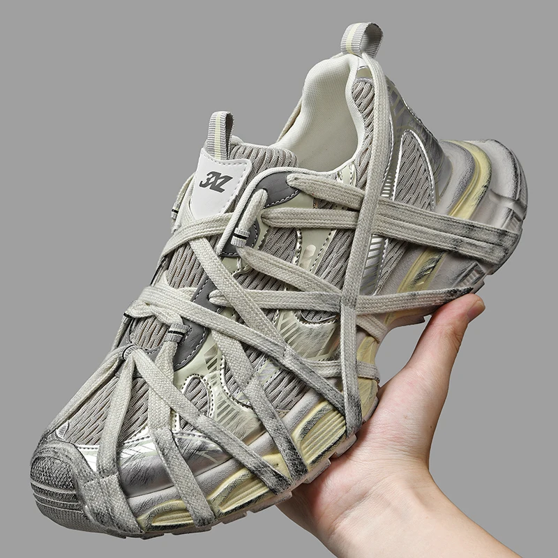 メンズレースアップストリートスニーカーニッチ厚いスプライシング混合色スポーツシューズ到着加硫靴パンク通気性女性