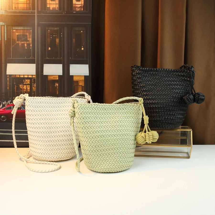 

New Handwoven Bucket Bag Women's Crossbody Tote Casual Minimalist Shoulder Bag Market Basket Trendy Handbag for Ladies