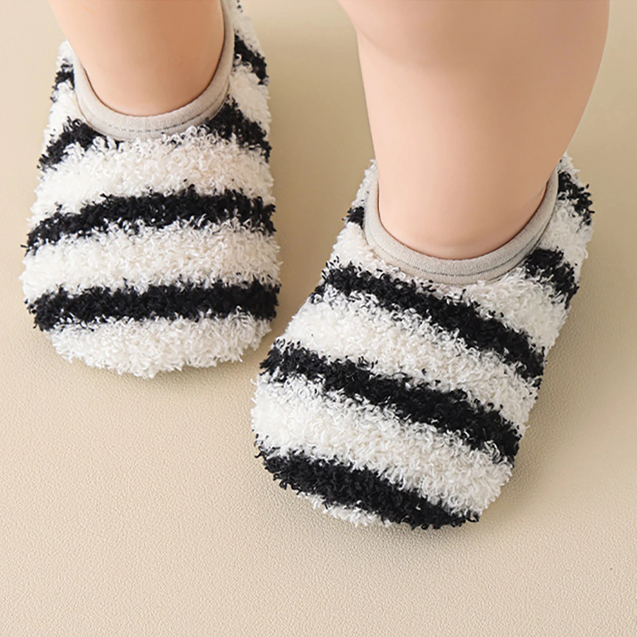 Fall Winter Baby Floor Shoes Anti-slip Soft-soled Socks Toddler Plush Feet Covers Indoor Newborn First Walker Footwear 1-2Year