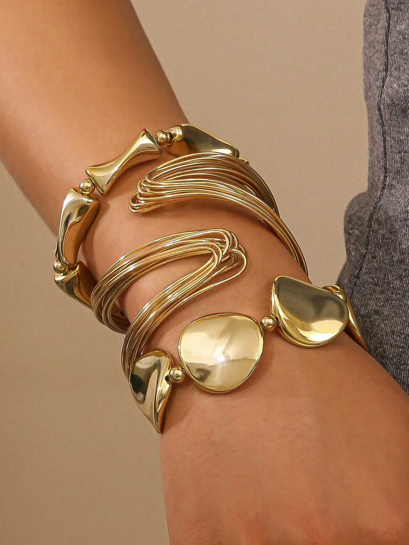 Altistry 3pcs Fashionable Asymmetrical Shaped Bracelet & Bangle Set For Women, Suitable For Daily Wear, Party, Gift, Jewelry (2 Bracelets Are Plastic Material)
