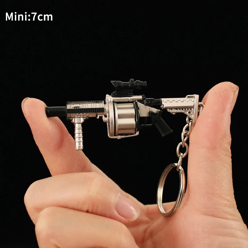 Mini llavero de pistola PUBG, lanzador de Granada de Metal, modelo de arma de juguete, llavero ligero de aleación, bolsa de libros, colgante de coche, regalos para niños, 7cm