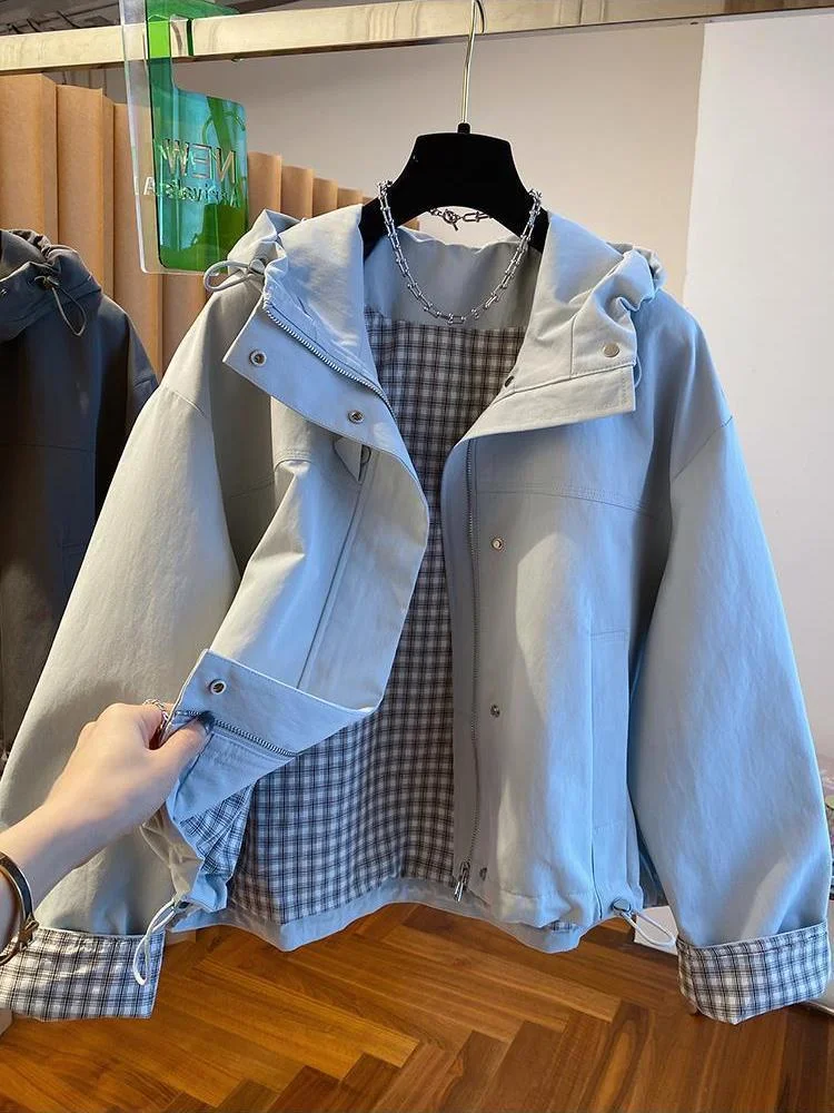 

Большой размер, рабочая одежда с капюшоном и сеткой, женская осенняя новая свободная ветровка на молнии в корейском стиле с длинными рукавами, пальто