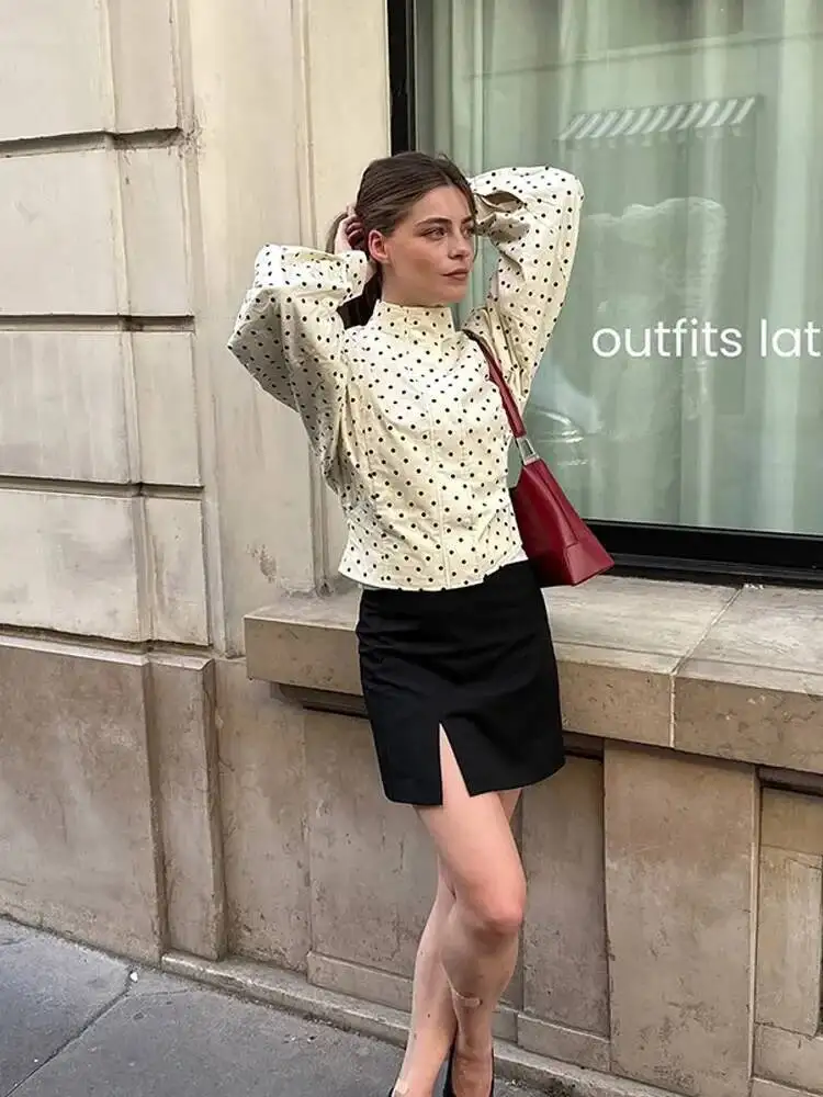 

Polka Dot Stand Neck Short Jackets Women Fashion Long Sleeve Patchwork Contrast Slim Coats Casual Lady Street Commute Outerwear