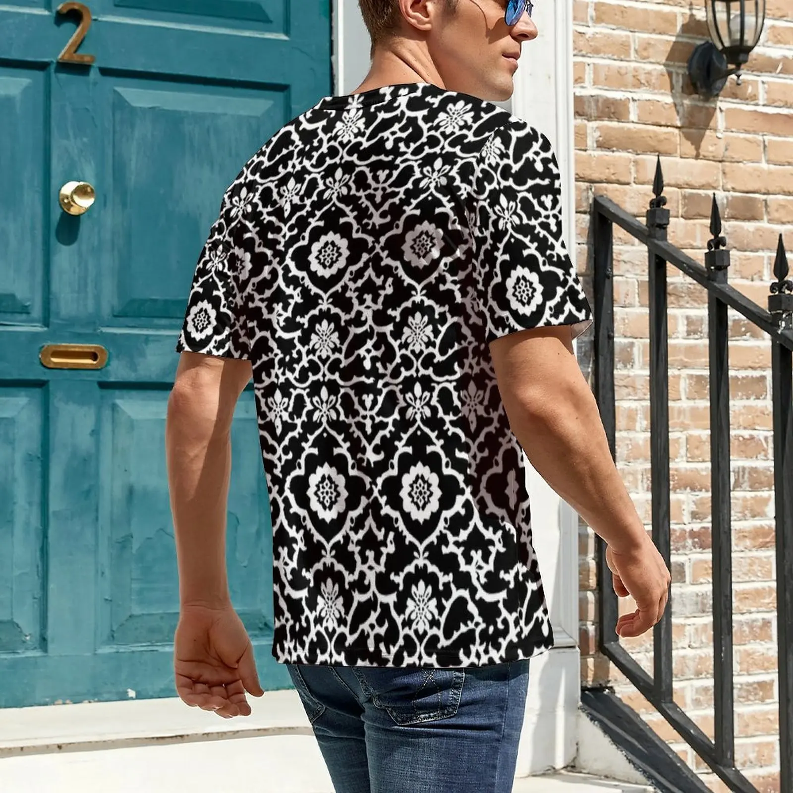 Premium T-Shirt Black White Vintage Floral Tile T-Shirts Streetwear Fashion Tees For Men Short Sleeves Graphic Oversize Clothing