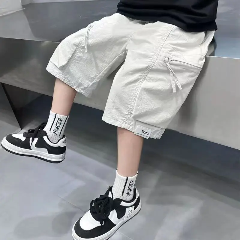 Boys Shorts 2025 New Fashion Mid Size Children's Summer Work Pants Boys and Children's Korean version cCasual Five Quarter pant