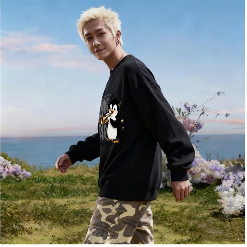 ZAZOMDE Jazz Band Penguin Graphic Sweatshirt For Men Women Funny Cartoon Trumpet Player Print Long Sleeve Crewneck Loose Fit