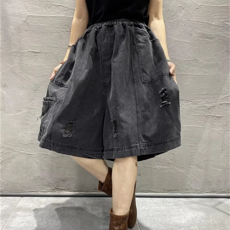 Women's High-Waisted Denim Shorts Ripped Fringe Design With Belt Casual Loose Jeans Shorts