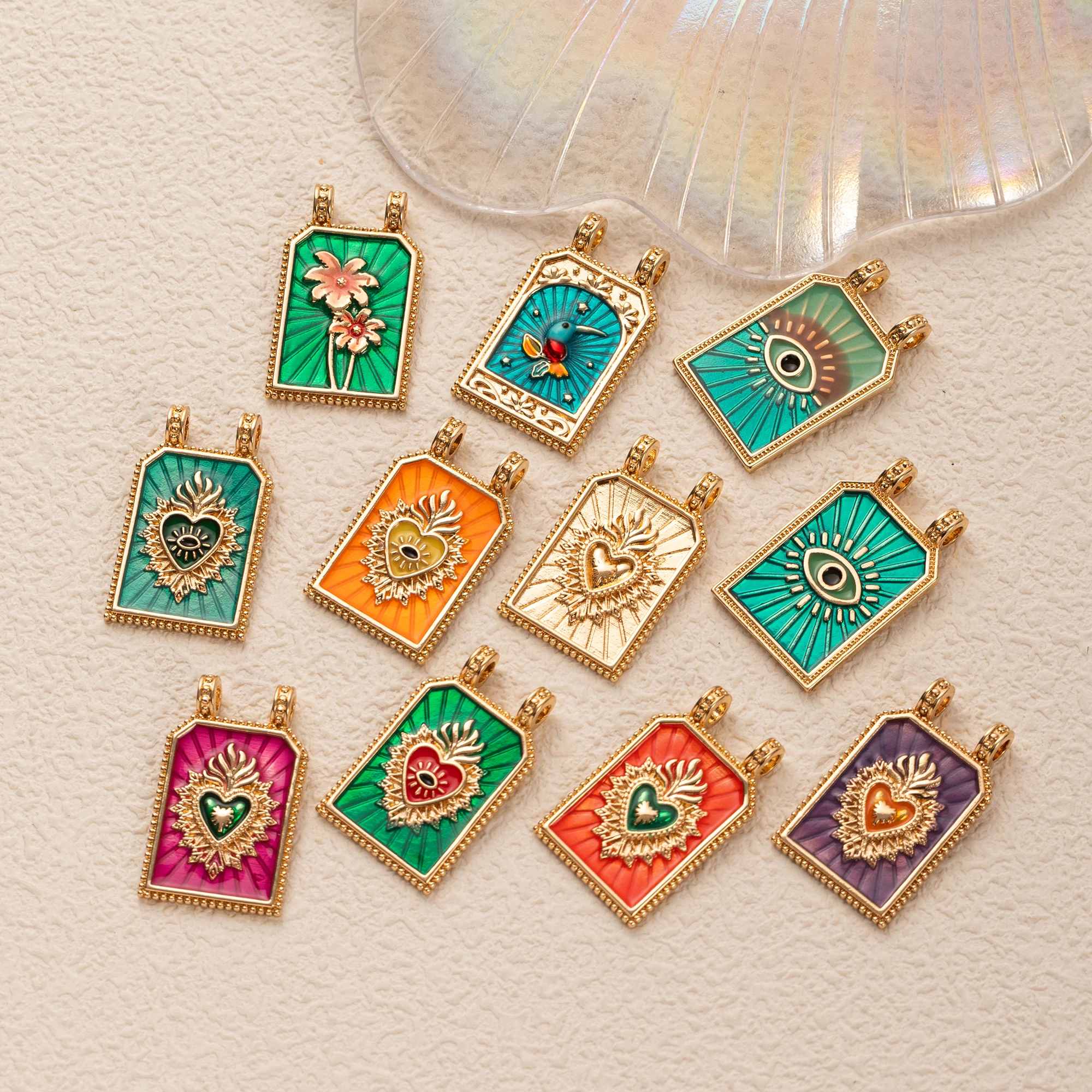 يقطر النفط الحب بطاقة التارو DIY اليدوية قلادة القلب المقدس عيون زهرة مطلية بالذهب اللون المحفوظ