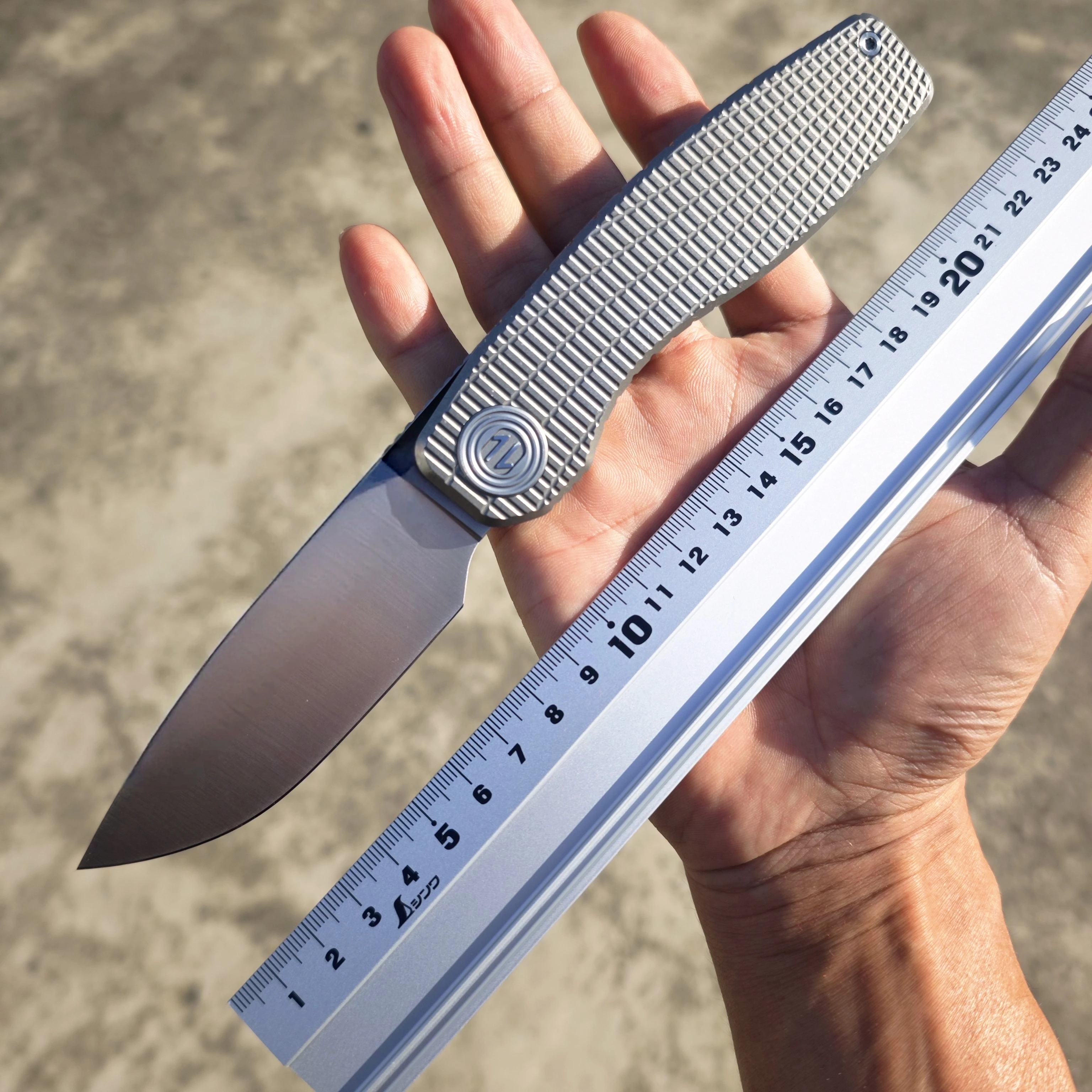 WinterPudding FSD Folding Knife - Titanium Handle VG10 Blade 61HRC Hardness Outdoor Utility EDC Tool for Camping and Hunting