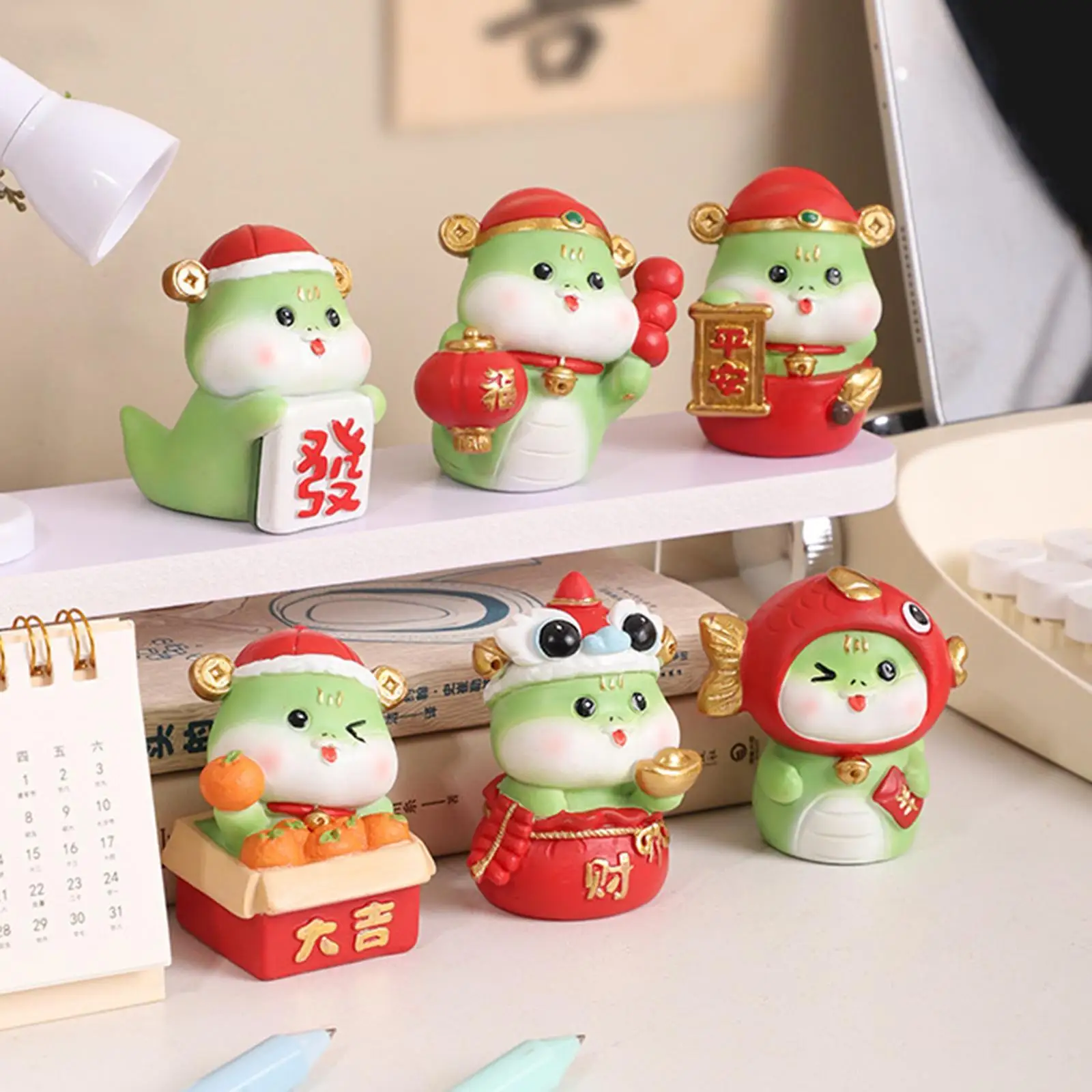 6Pcs Cute Snake Statues Artificial Ornaments Home Furnishing New Year Gift Centerpiece Table Decoration for Office Desktop