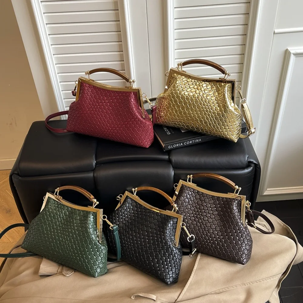 1Pc Vintage Woven Kiss Lock Handbag for Women, Wooden Top Handle Clip Frame Crossbody Purse, Elegant Adjustable Shoulder Bag for Wedding, Dating, Party, Daily Commute & Travel