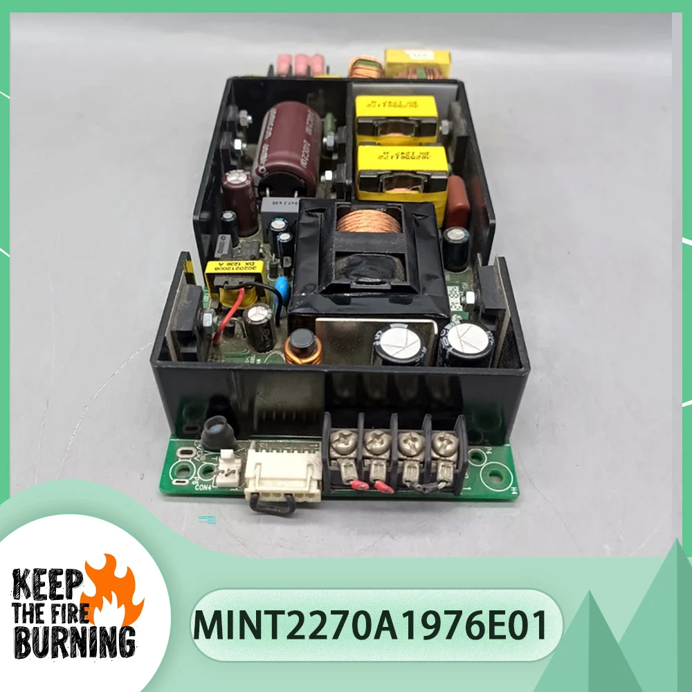 

Промышленный источник питания +24В11,25А+5В0,2А МИТ2270А1976Е01 8Х3501
