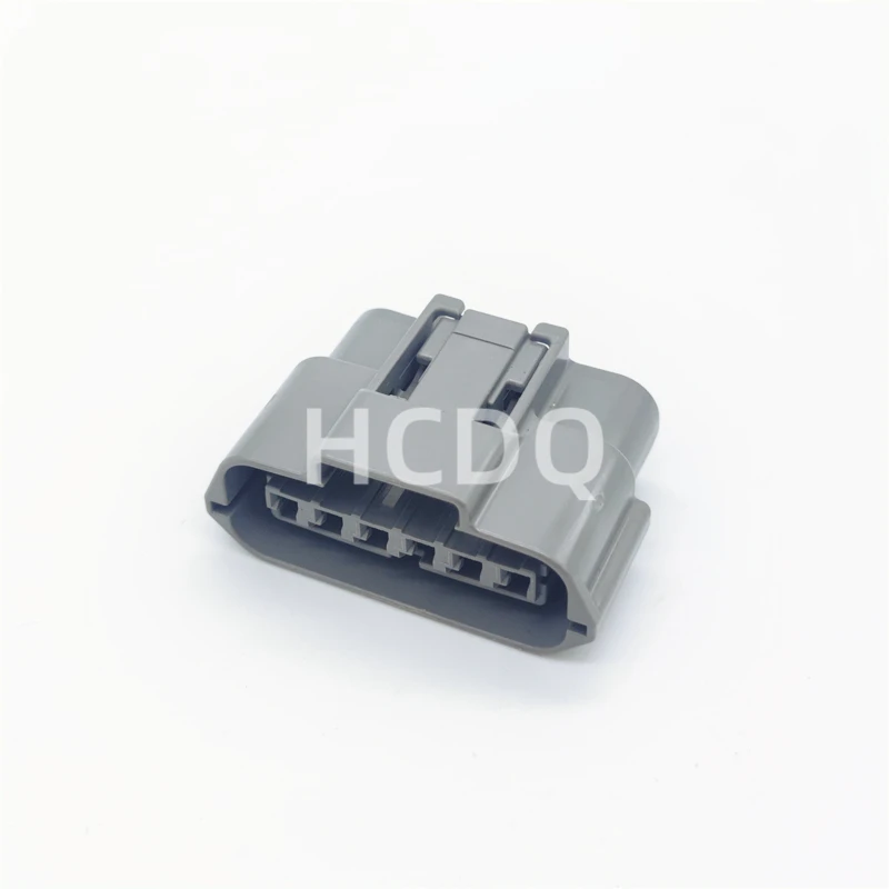 

10 PCS Original and genuine 6189-7393 automobile connector plug housing supplied from stock